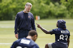 NFL insider hints Bears in hunt for one key position to complete roster
