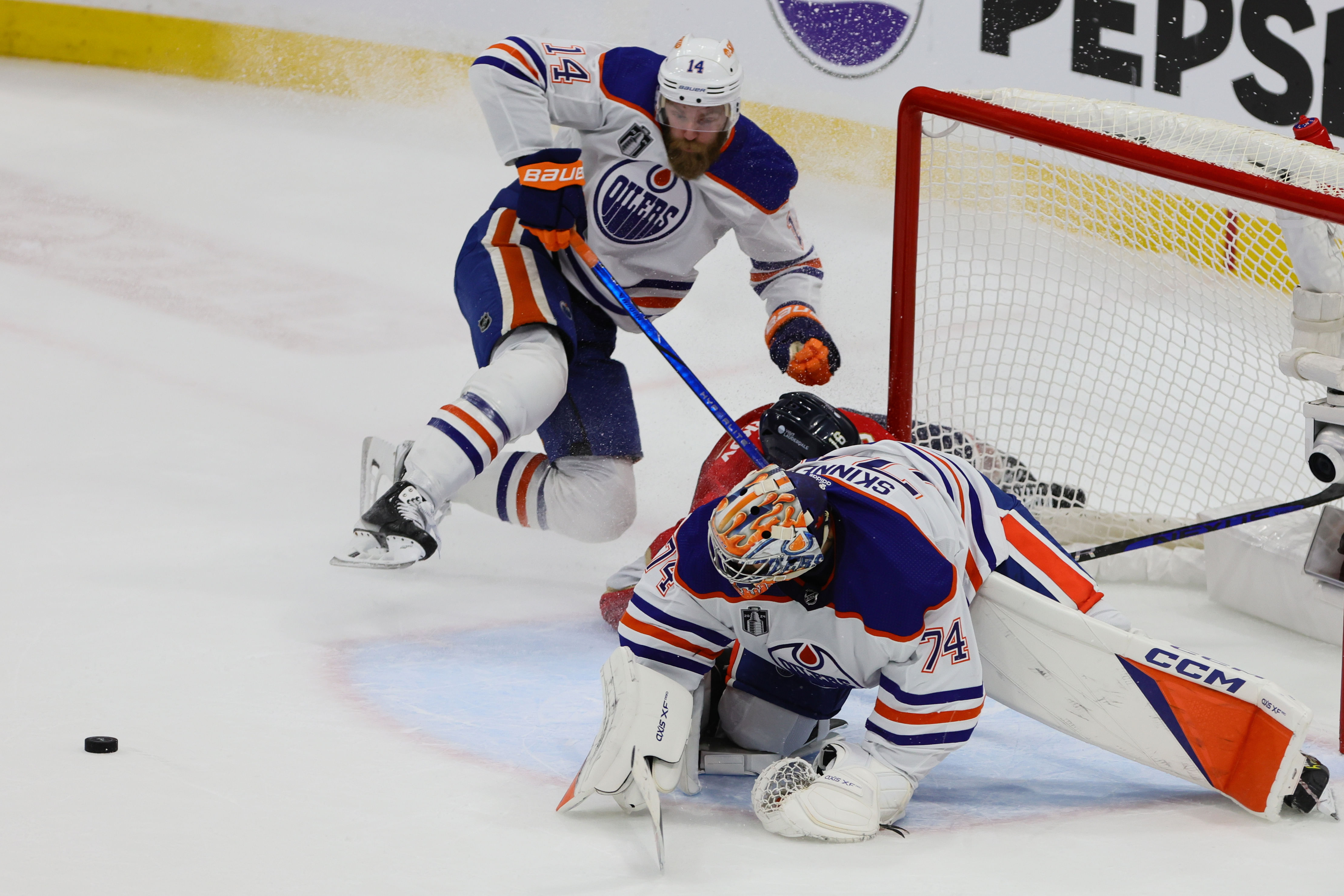 NHL: Stanley Cup Final-Edmonton Oilers at Florida Panthers