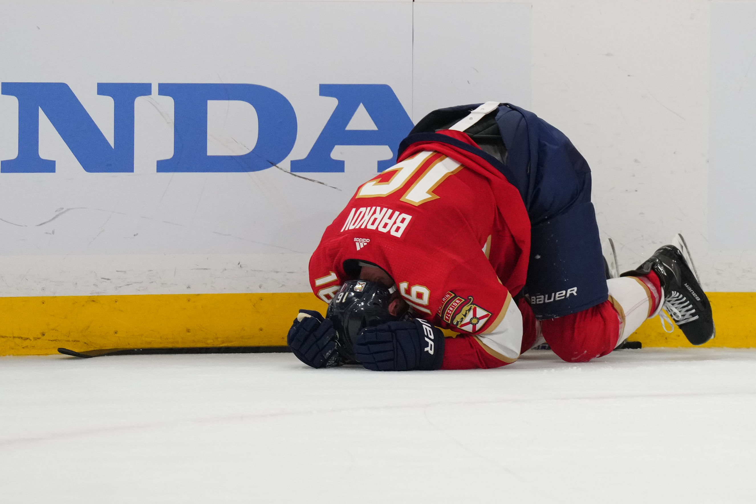 Aleksander Barkov injury: Latest update on Panthers captain after elbow ...