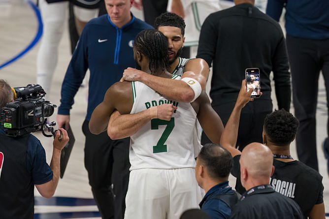 Watch: Jayson Tatum's priceless reaction to Jaylen Brown hoisting the NBA Finals MVP trophy