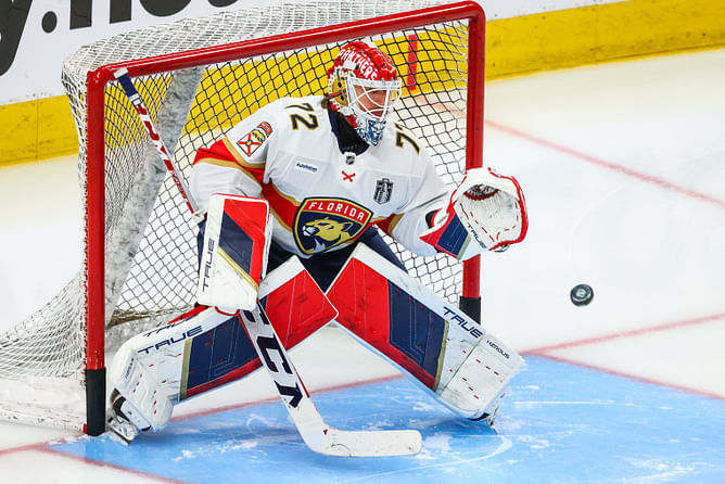 Former Canucks goalie dismisses Oilers fans' claims of "figuring out" Sergei Bobrovsky following 8-1 thrashing