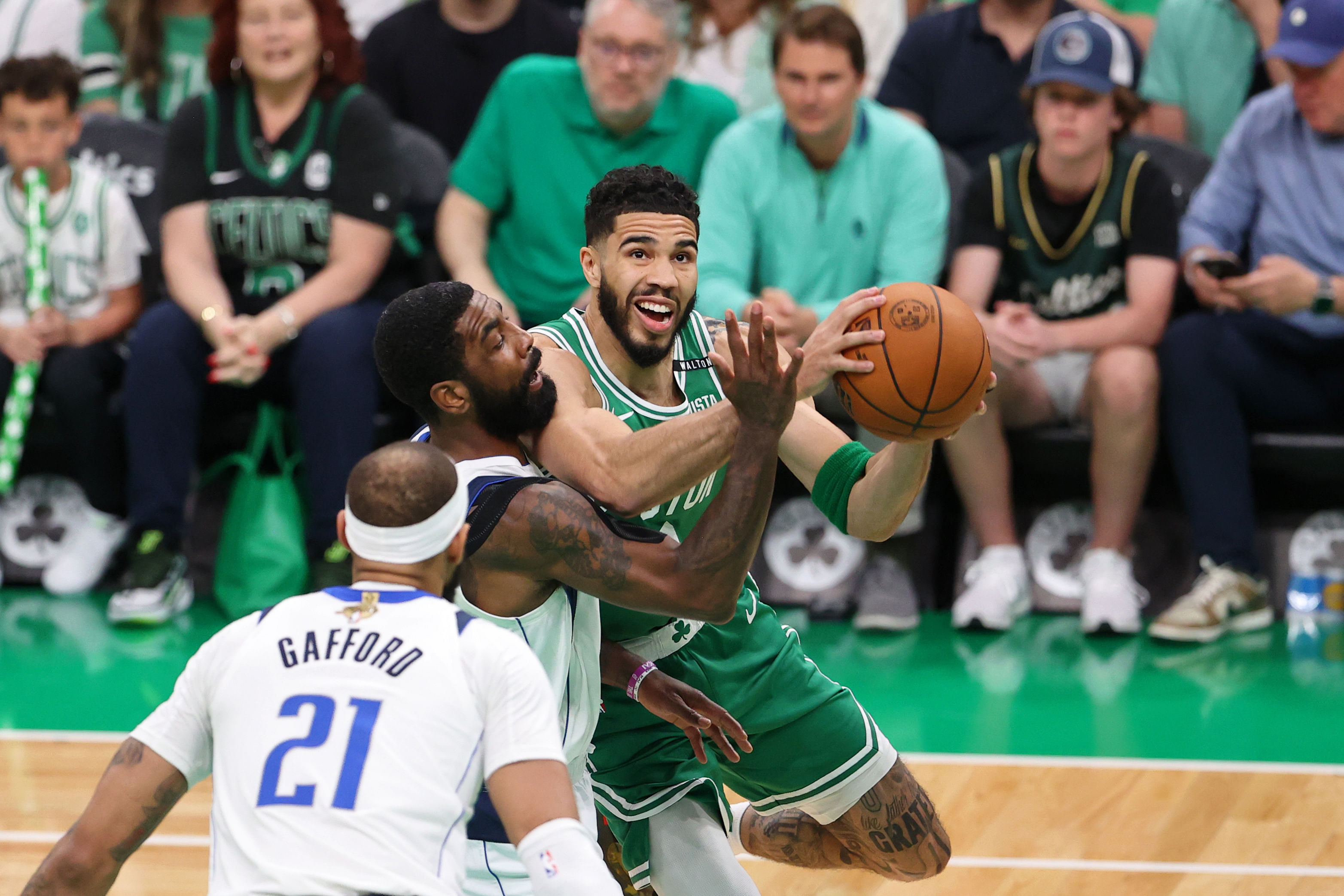 Dallas Mavericks vs Boston Celtics game player stats and box scores for