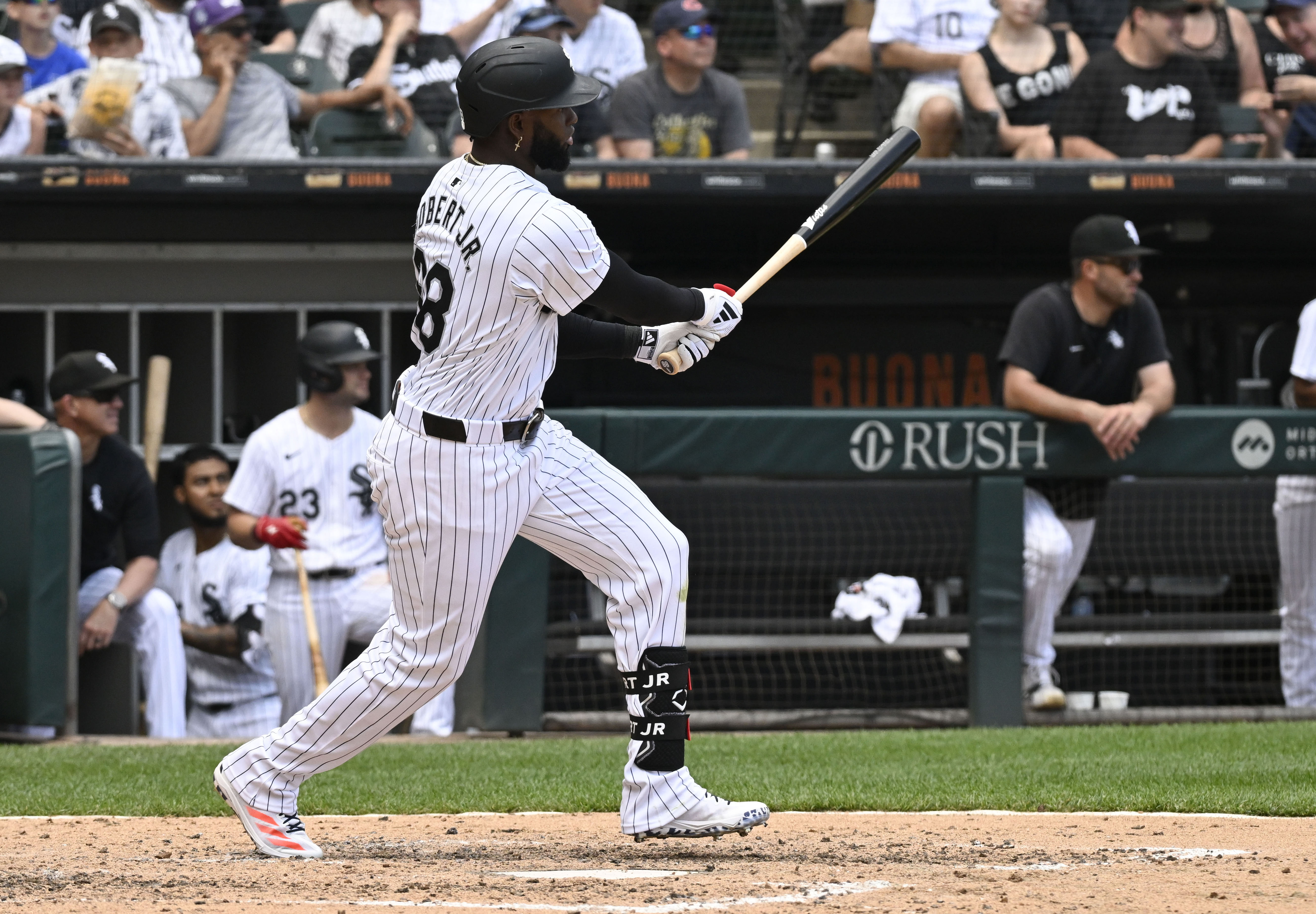 Luis Robert Jr. could start hitting more home runs (image credit: IMAGN)
