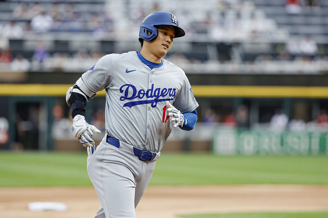 WATCH: Shohei Ohtani's doubtful dash while rounding the bases against White Sox