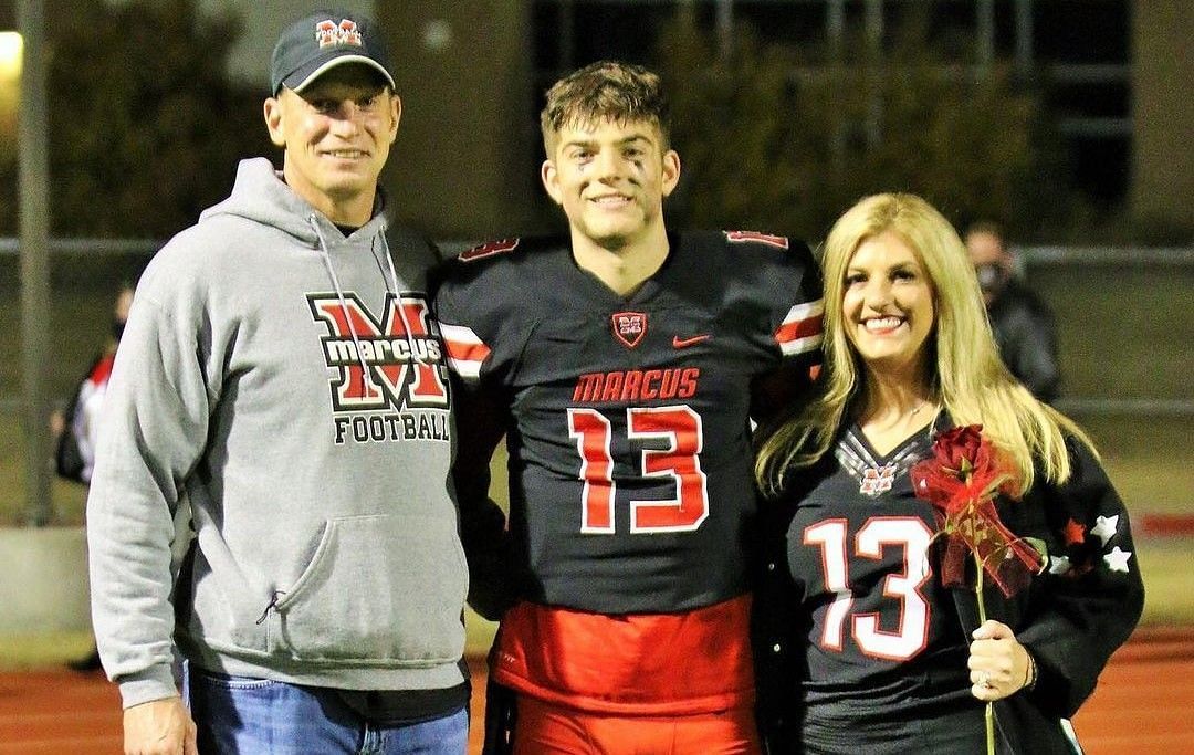 Who are Garrett Nussmeier’s parents? Meet his parents Christi Hebert ...