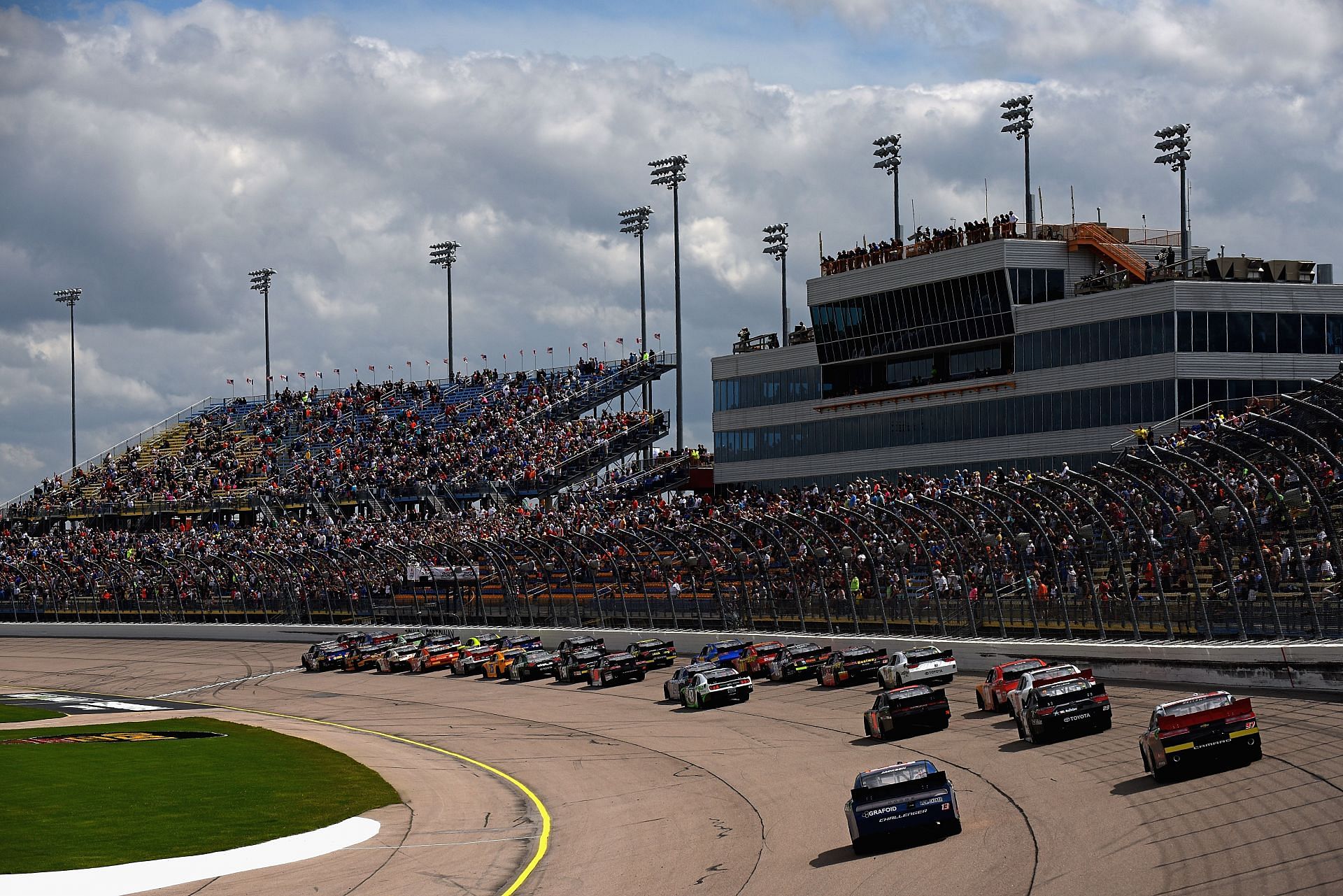 NASCAR 2024 Preview and odds table for the Iowa Corn 350 at Iowa Speedway