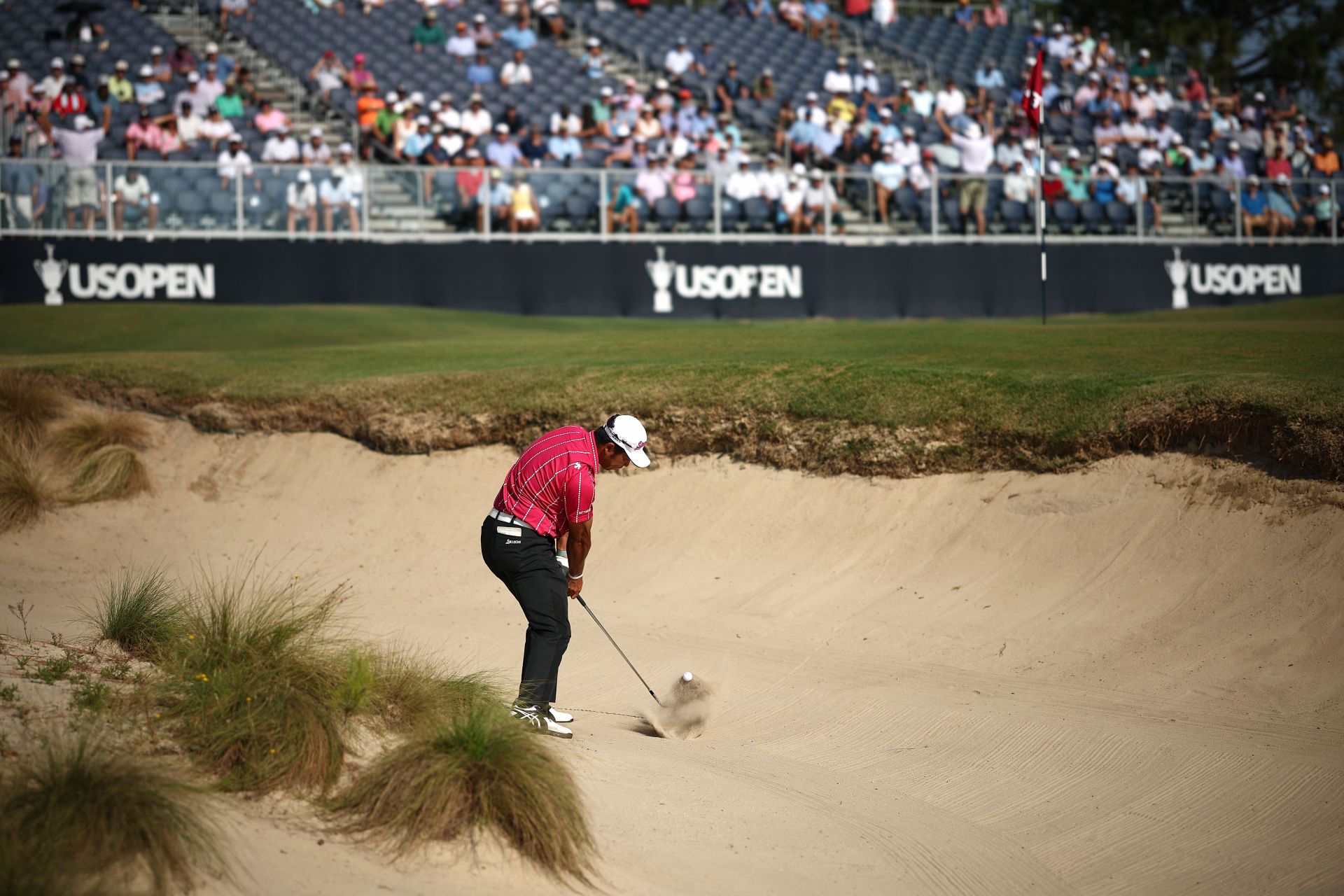 How do golfers qualify for the U.S. Open?