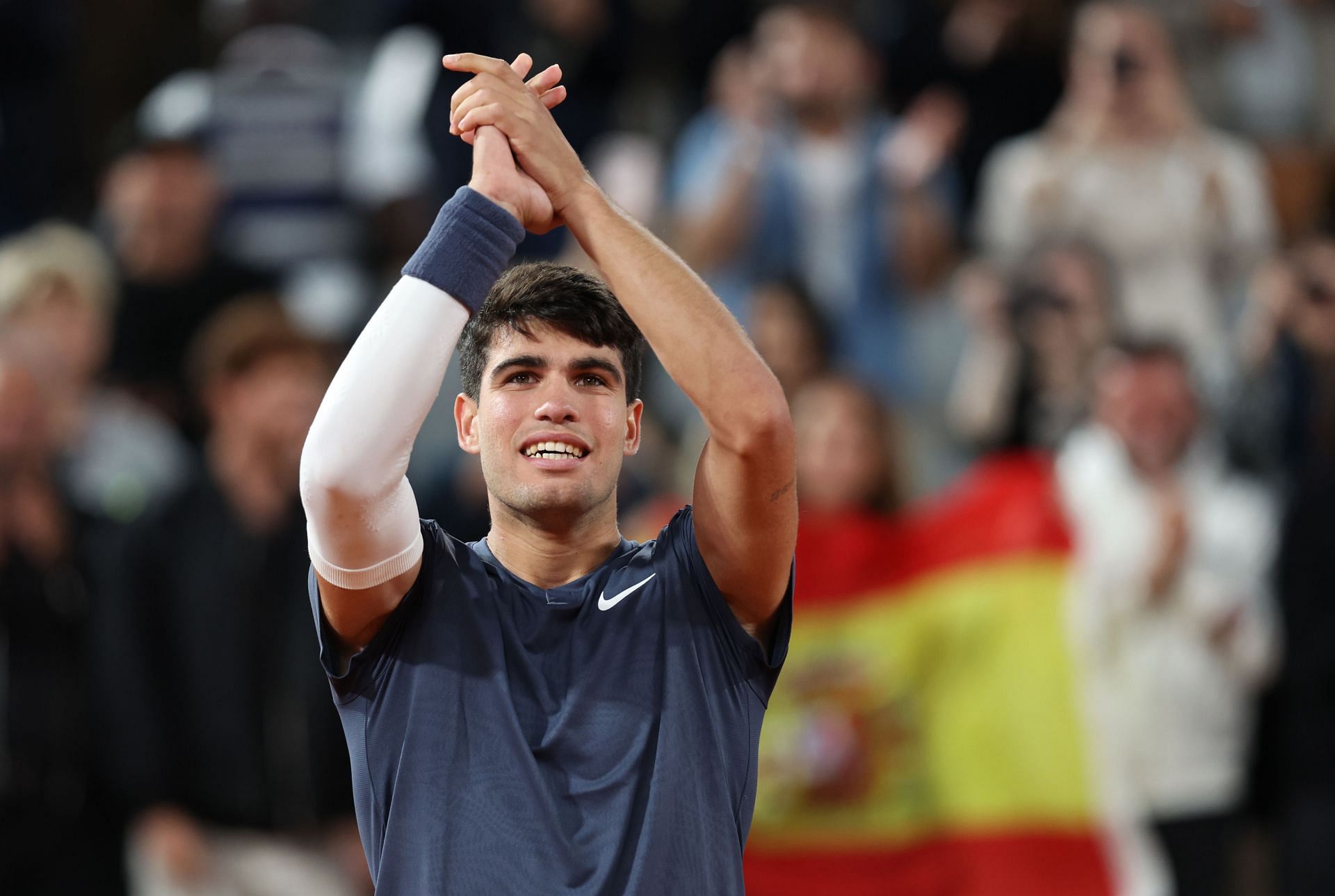 Carlos Alcaraz pictured at the 2024 French Open (Image Source: Getty)