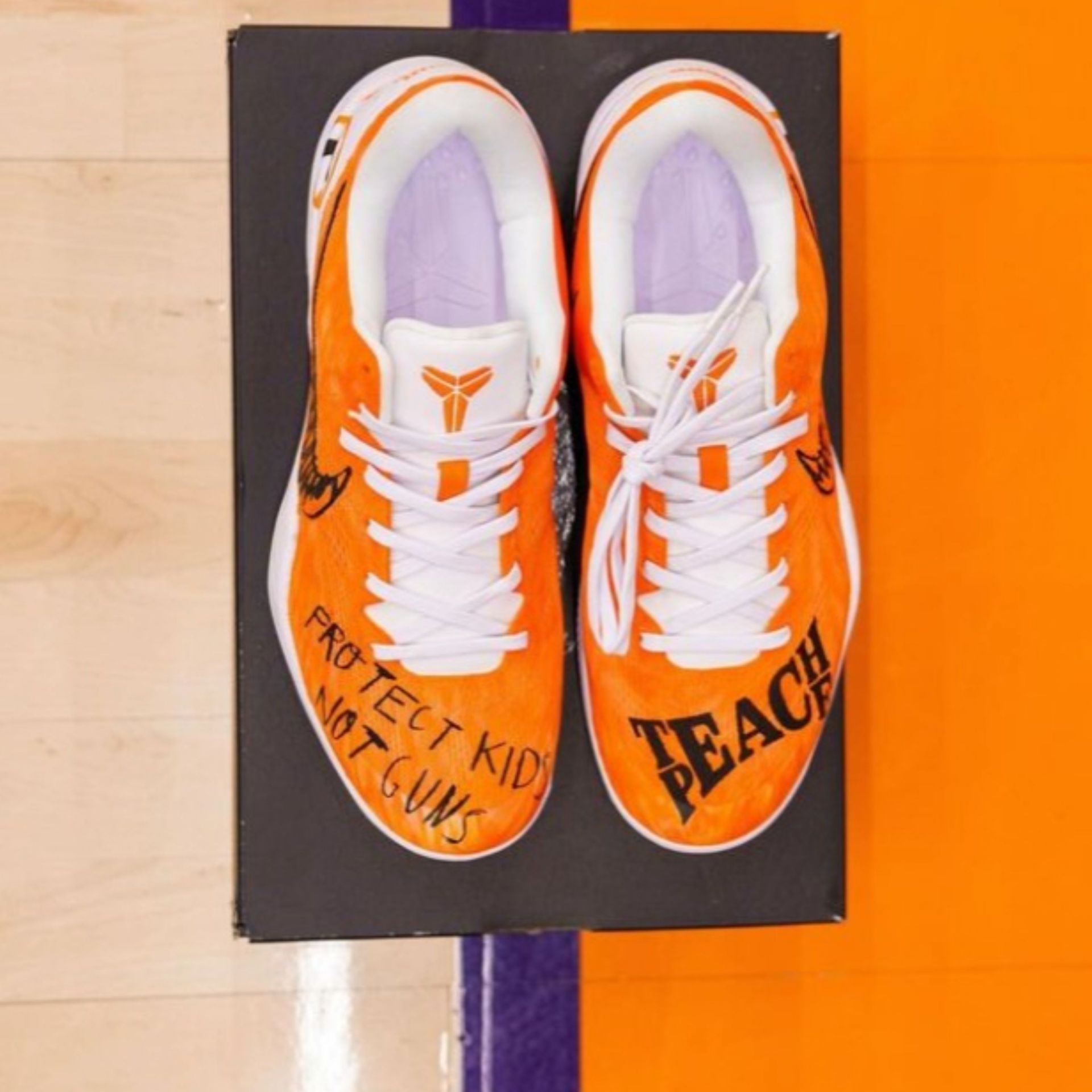 Custom Kobe 8 sneakers for Cloud and her cause (Via IG/Phoenix Mercury)