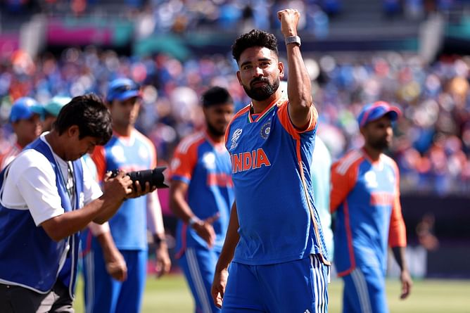 "The talk in this entire tournament was that Miyan Magic is in the reserves and doesn't have a chance to play" - Aakash Chopra lauds Mohammed Siraj