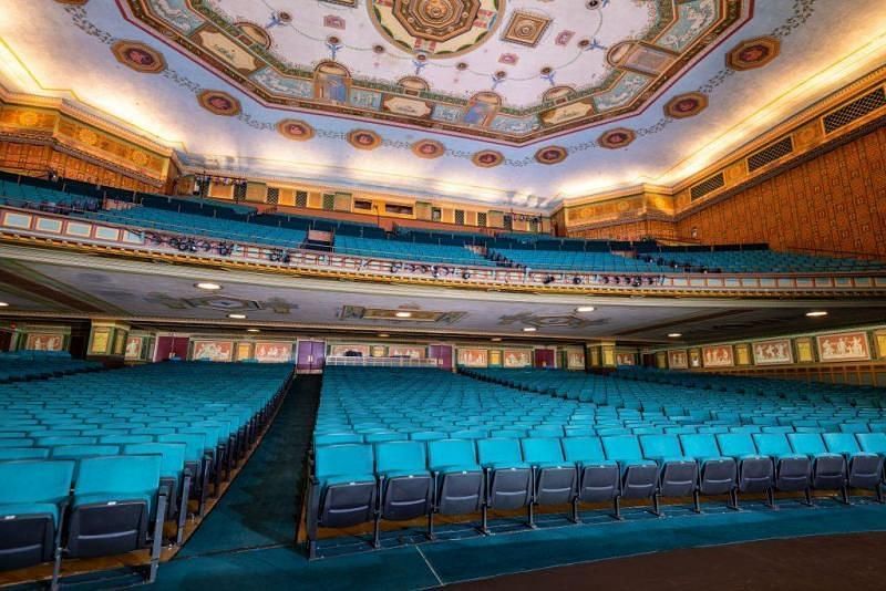 Pasadena Civic Auditorium (Image via Visit Pasadena)