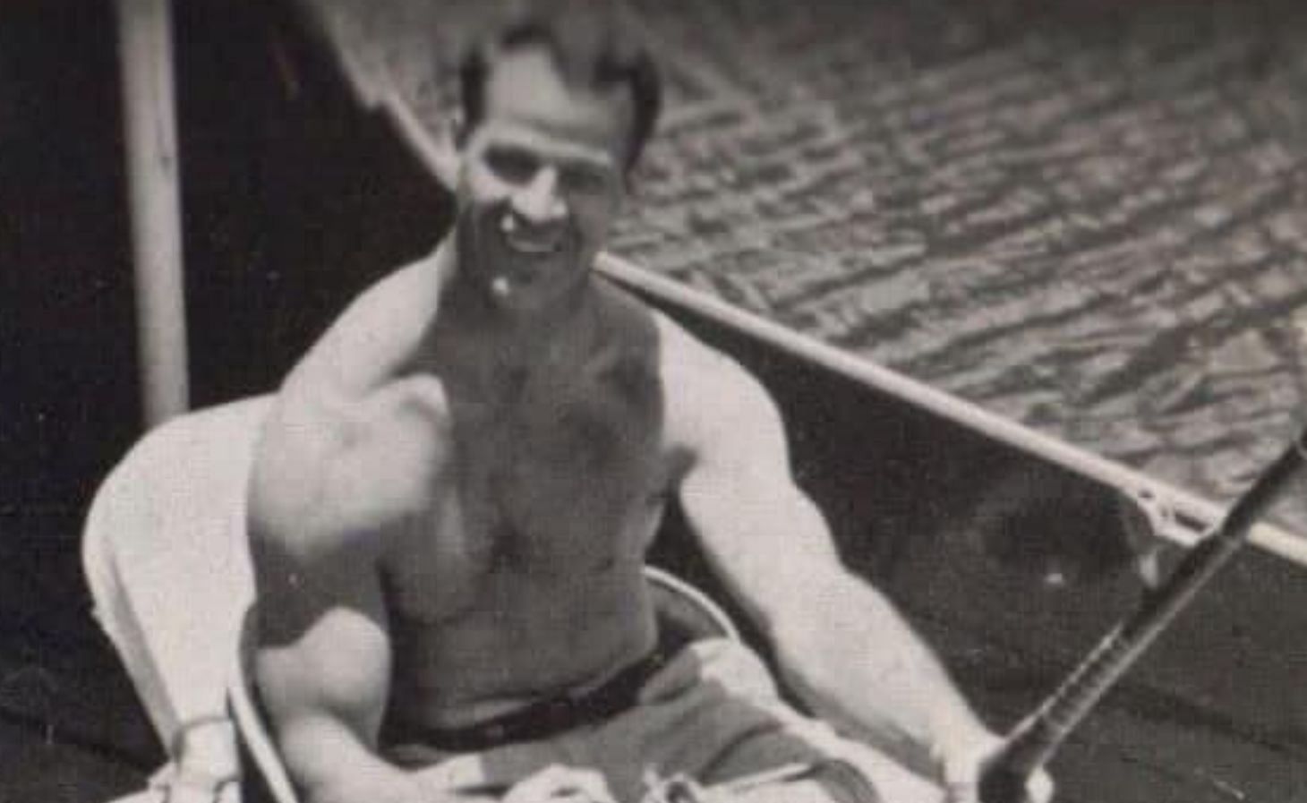 Gordie Howe fishing by the lake (Image credit; twitter.com/ @Morgan_C_Ross)