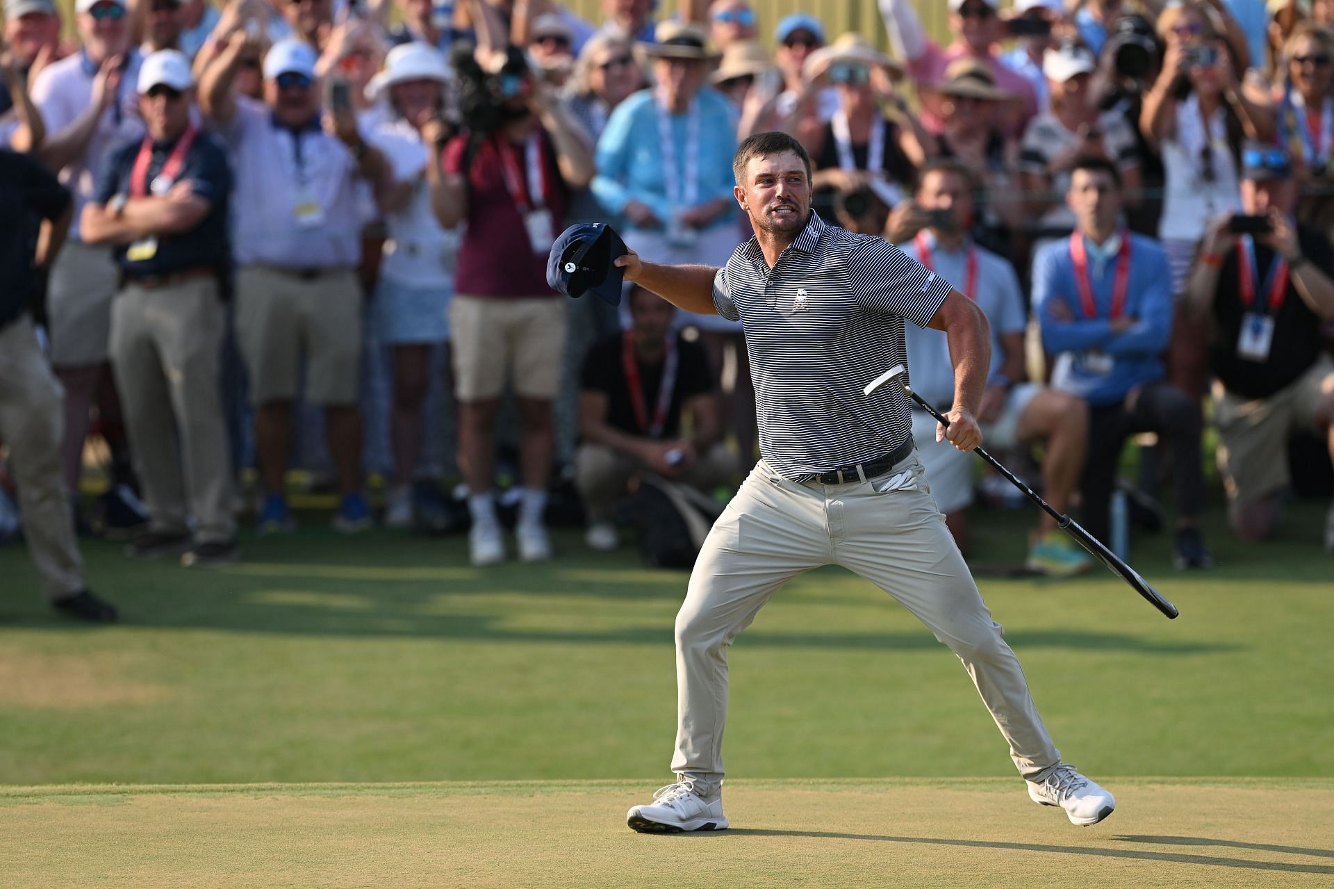 Bryson DeChambeau celebrates his US Open win