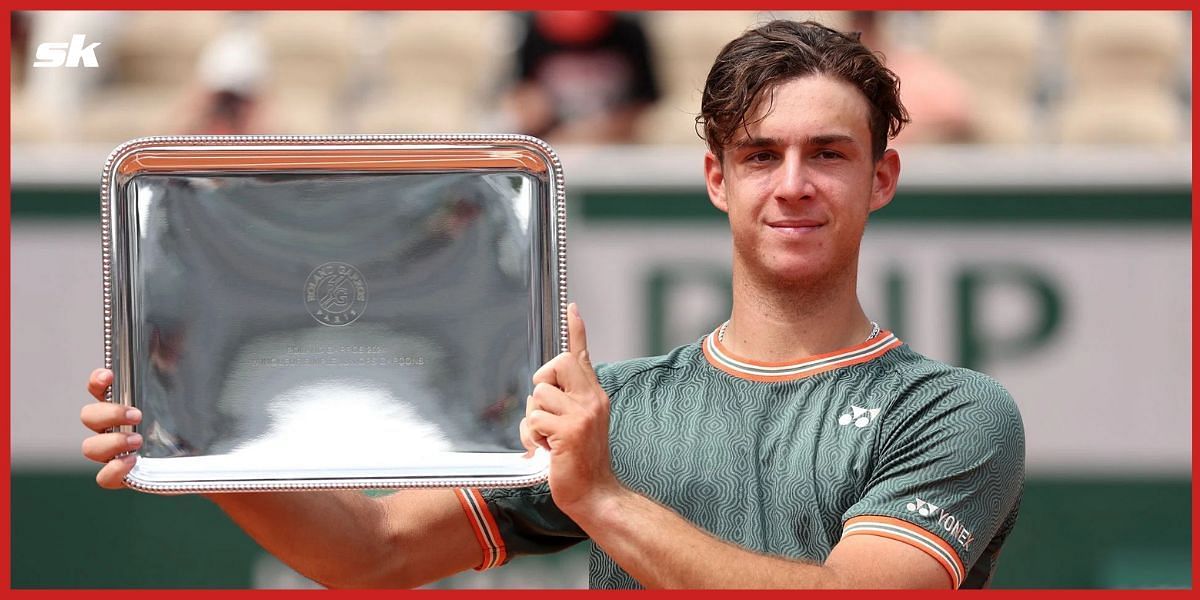 Kaylan Bigun with the French Open juniors trophy.