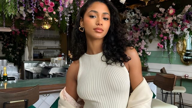 Lonzo Ball's girlfriend Ally Rossel rocks blue swimwear as she enjoys