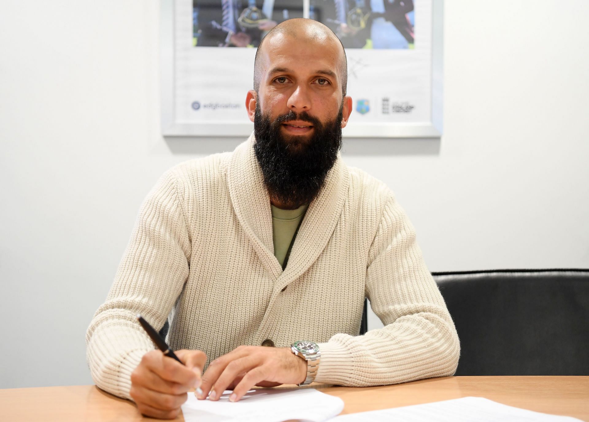 Moeen Ali Signs For Warwickshire CCC