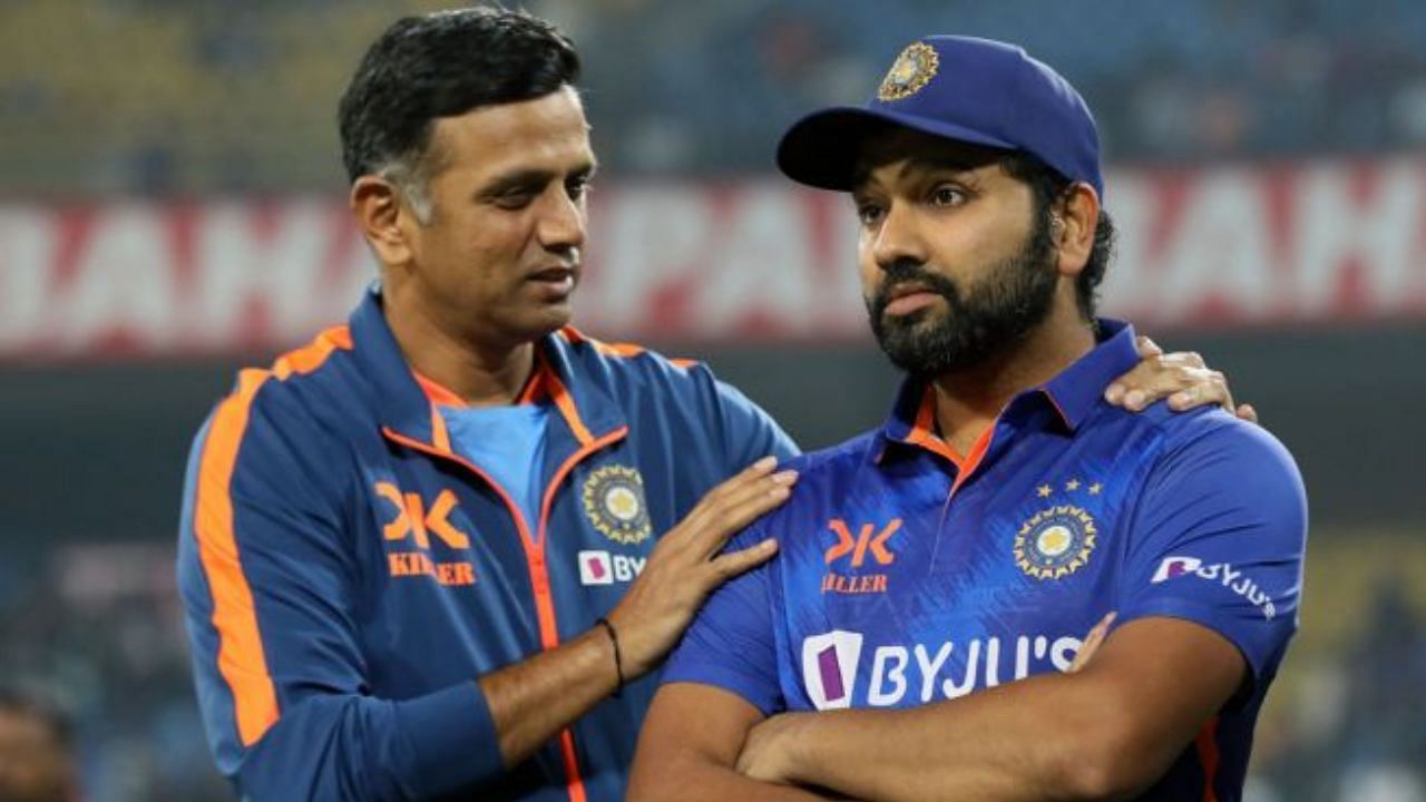 राहुल द्रविड़ और रोहित शर्मा (photo: BCCI)