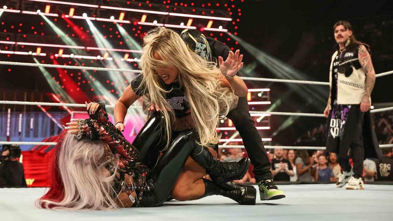 WWE Raw, Zelina Vega, Liv Morgan, 