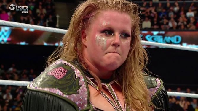 Former champion returns in different look to interfere in WWE Women's Title match at Clash at the Castle