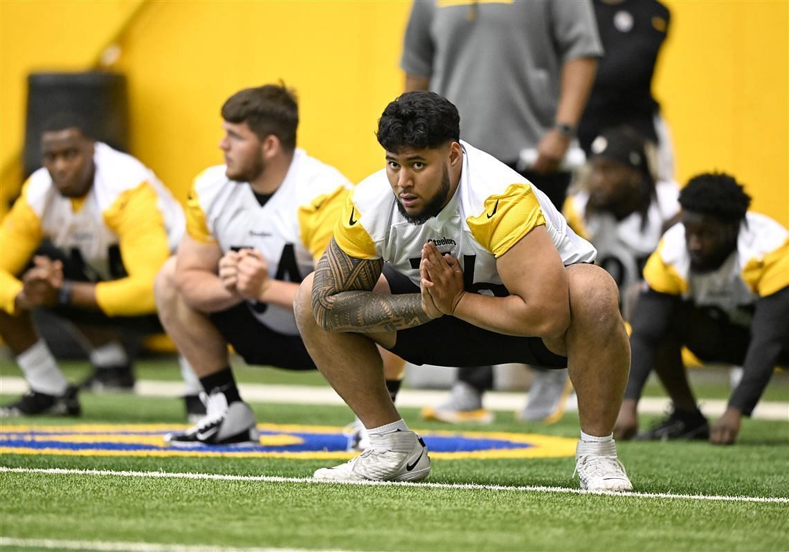 Steelers rookie O-linemen Troy Fautanu and Zach Frazier (Photo Credit: Twitter/X @SteelerNation)