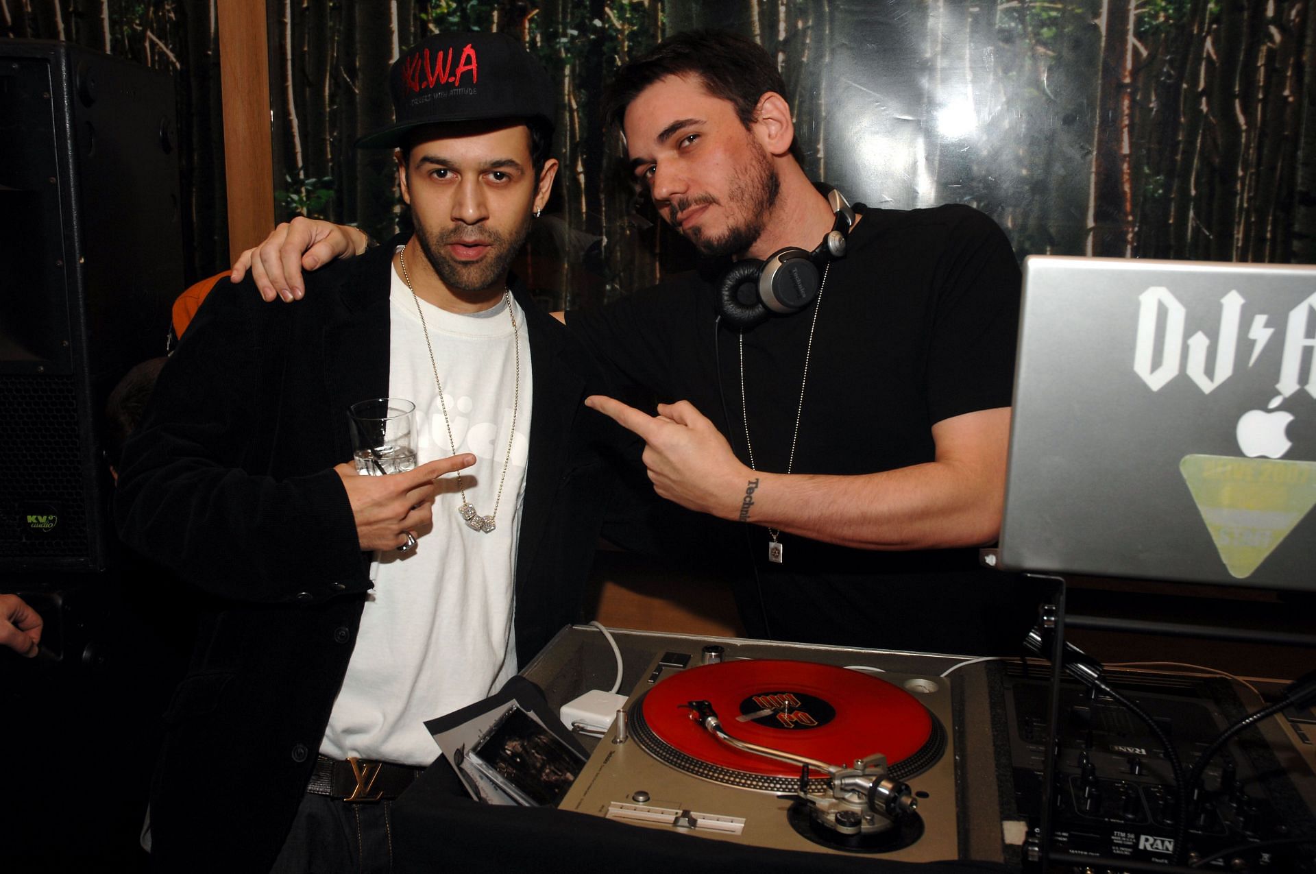 DJ Jus Ske (L) and DJ AM (R) at 5 Year Anniversary Of BUTTER (Image via Getty Images)
