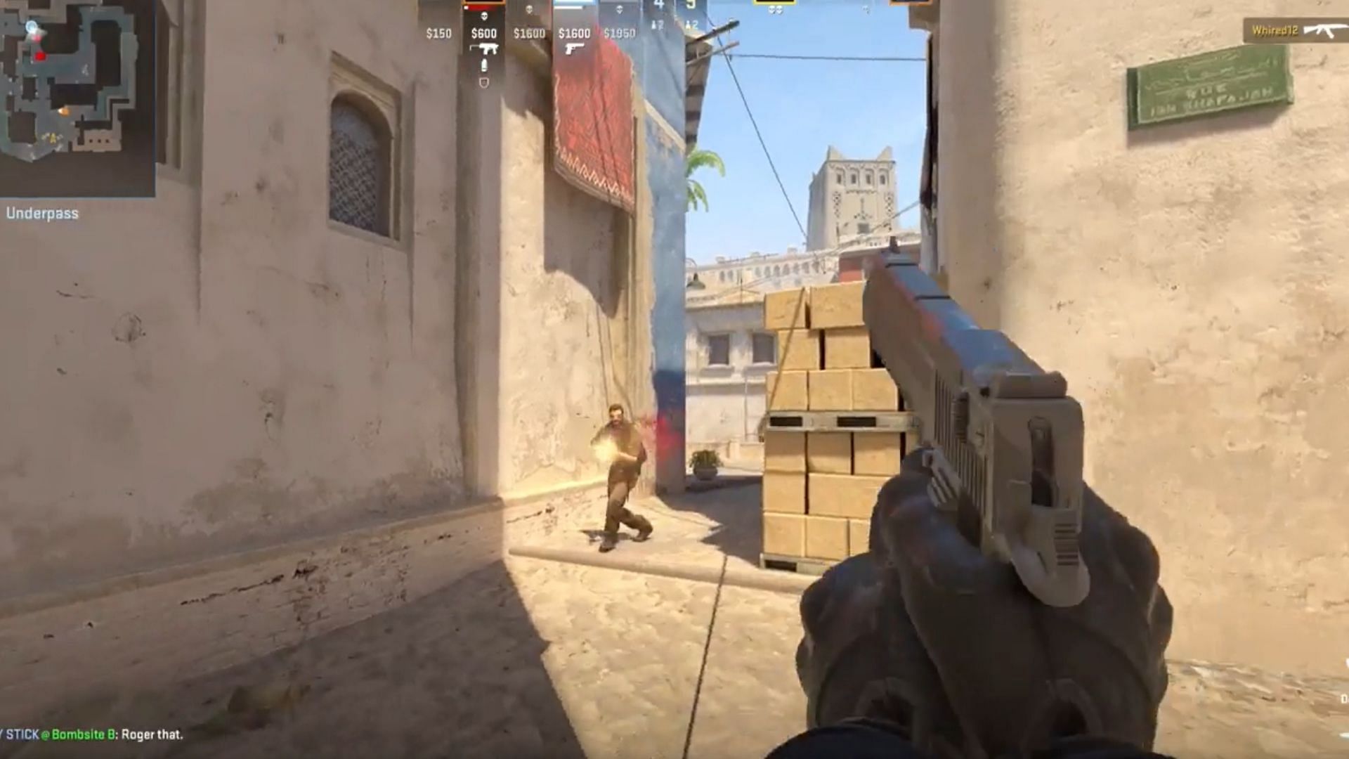 CS2 Player dodges Deagle headshot thanks to teammate