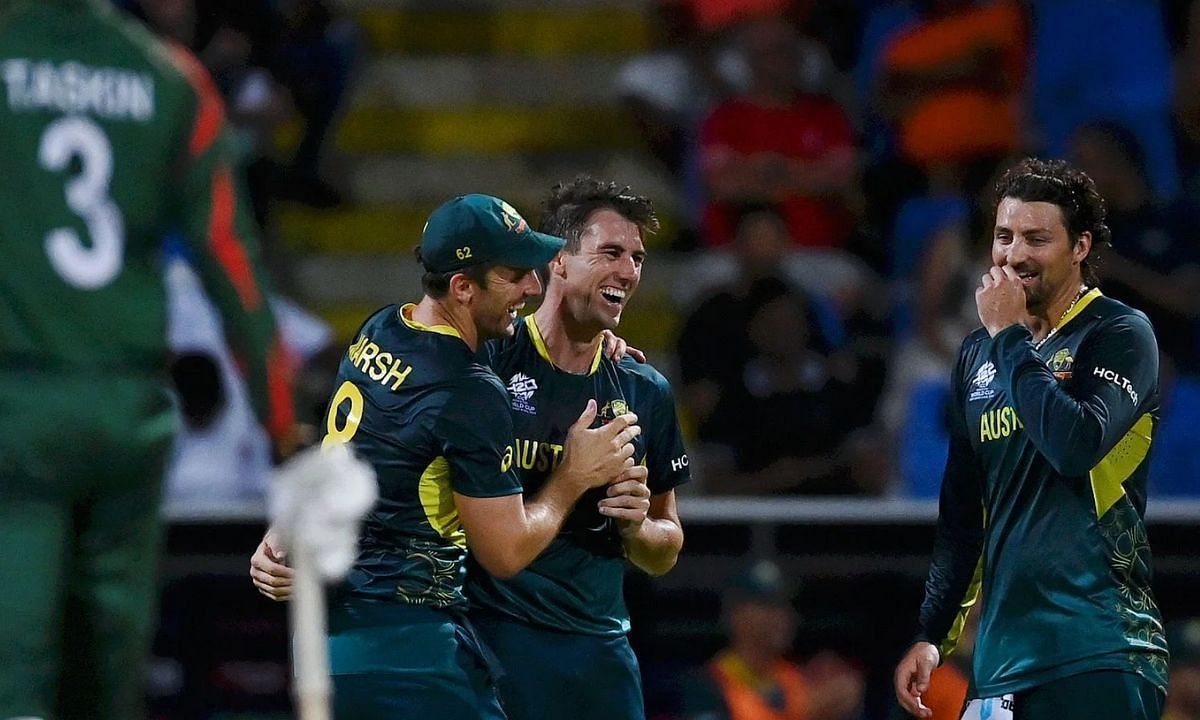 पैट कमिंस के हैट्रिक ने पलटा मैच का पासा (Photo Credit - Getty)