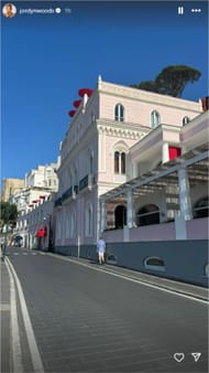 Jordyn Woods shares stories with Karl-Anthony Towns in Italy (Credit: IG/jordynwoods)