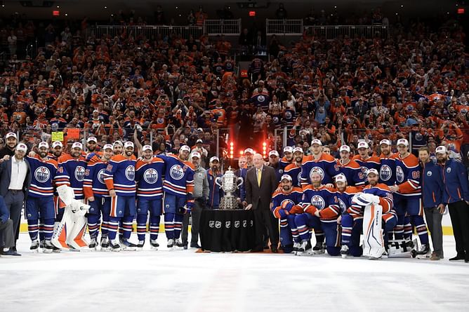 Edmonton mayor Amarjeet Sohi responds to his Dallas counterpart's promise to wear Oilers jersey after playoff elimination