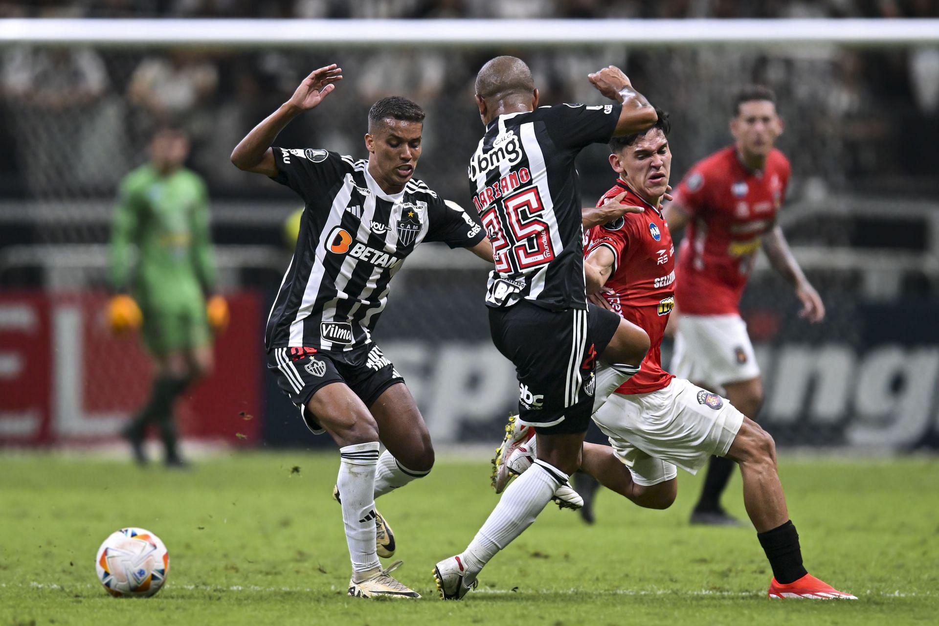 Atletico Mineiro v Caracas - Copa CONMEBOL Libertadores 2024