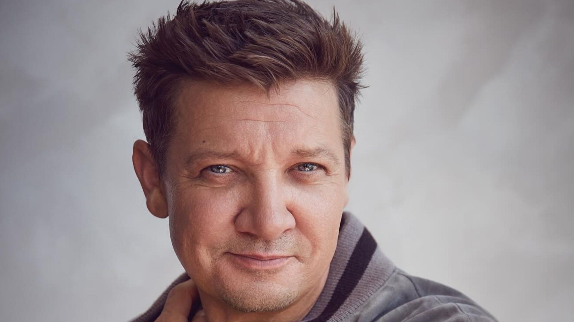 Jeremy Renner recalled his time working in a department store (Image via Instagram/@jeremyrenner)