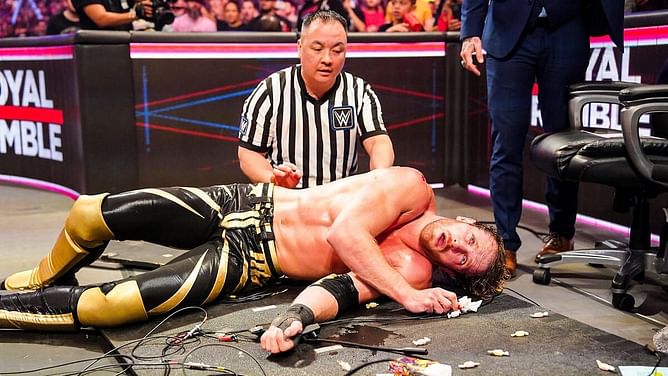 WWE star planning to cash in Money in the Bank contract on Logan Paul for the United States title