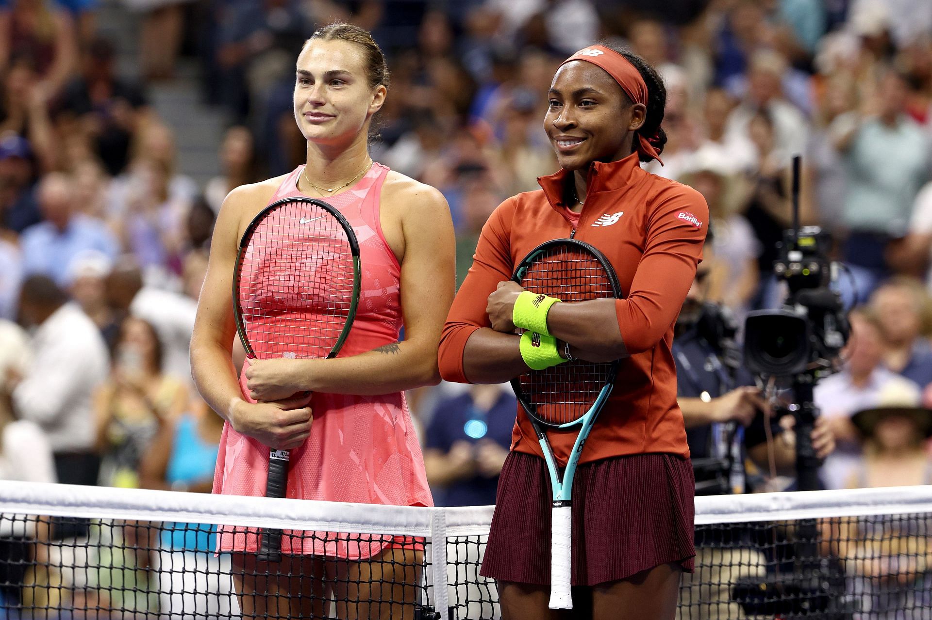 Aryna Sabalenka (L) and Coco Gauff