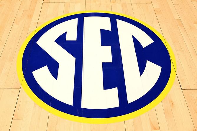 Top 3 SEC college basketball teams with the most NCAA Tournament titles ft. Kentucky