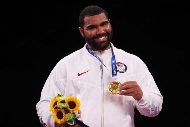 "Gable Stevenson will be a force" "This is unprecedented!" - Fans react to the Olympic gold medalist signing a deal with the Buffalo Bills