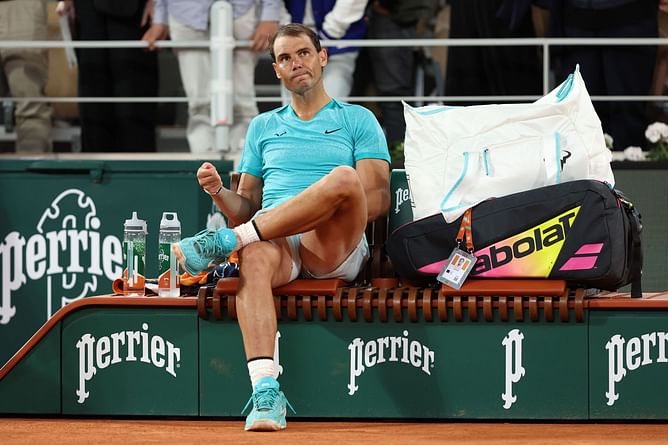"Rafael Nadal is not 1% convinced": Fans amused as Spaniard's Wimbledon 2022 controversy with Lorenzo Sonego resurfaces in Roger Federer's documentary