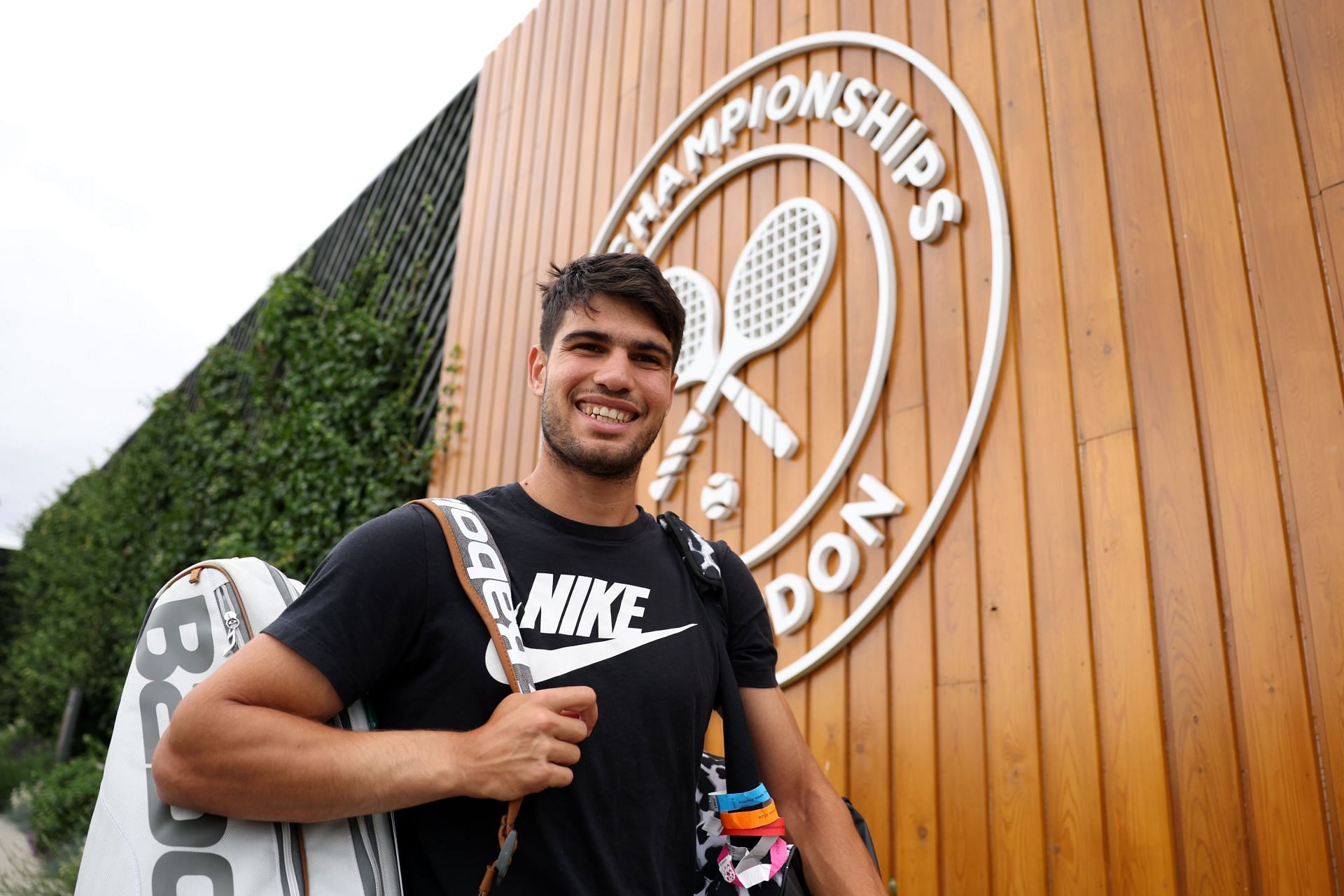 Carlos Alcaraz at the 2024 Wimbledon. (Photo: Getty)