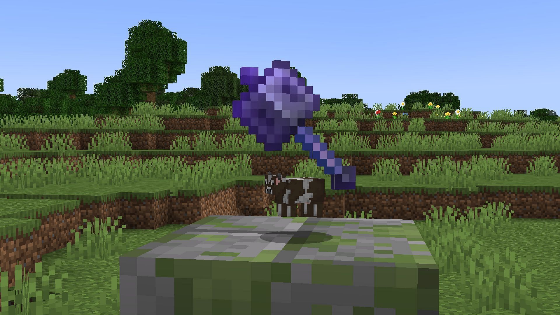 An enchanted mace weapon (Image via Mojang)