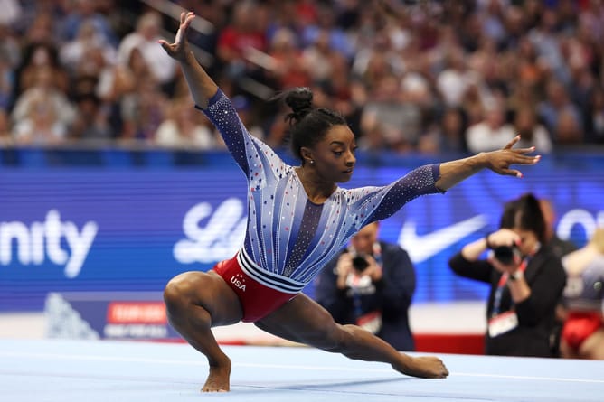 "It's stressful, it's heavy" - Simone Biles opens up after leading the all-around at the U.S. Olympic Trials on Day 2