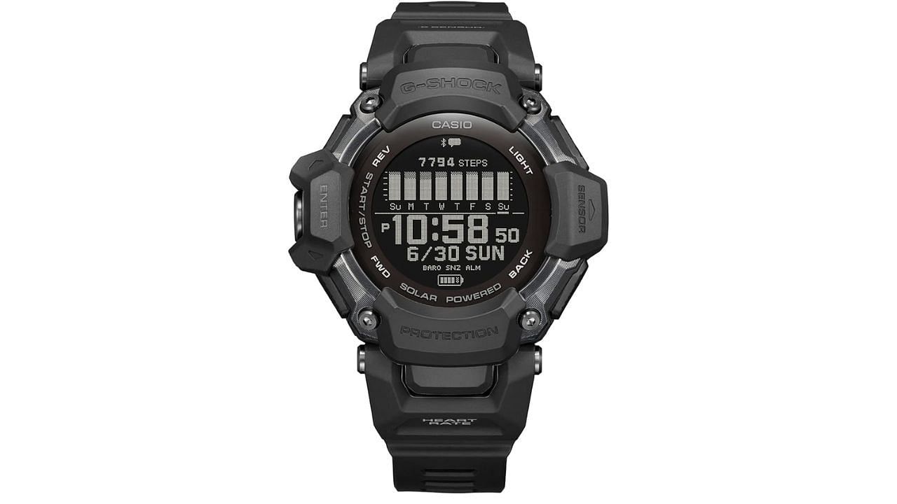 The Casio G-Shock Move has a rugged design and can survive any type of environmental condition (Image via Amazon)