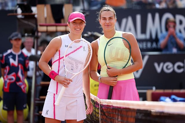 Iga Swiatek (L) and Aryna Sabalenka pictured at the 2024 Italian Open