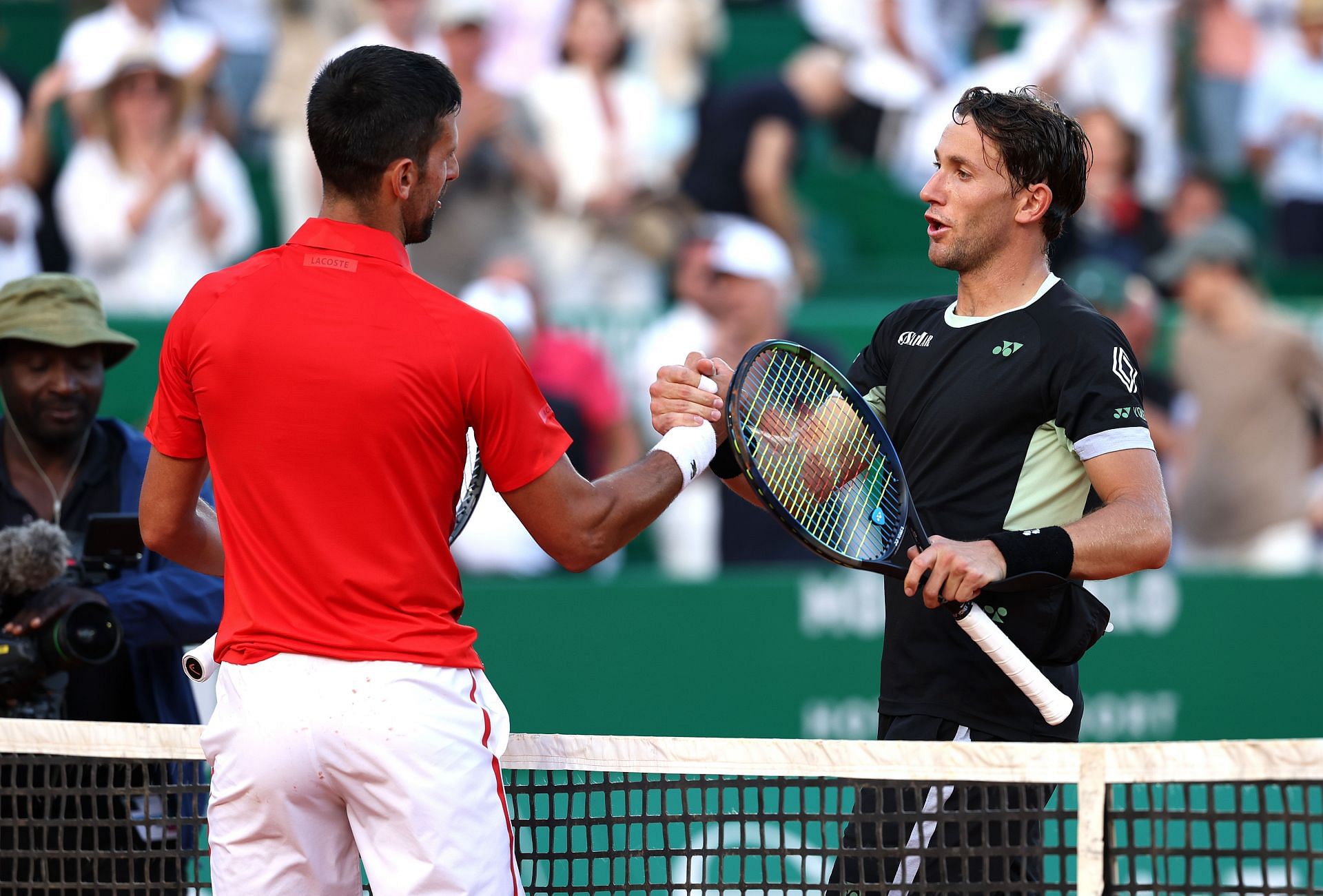 Novak Djokovic (L) and Casper Ruud (R) at the Monte-Carlo Masters