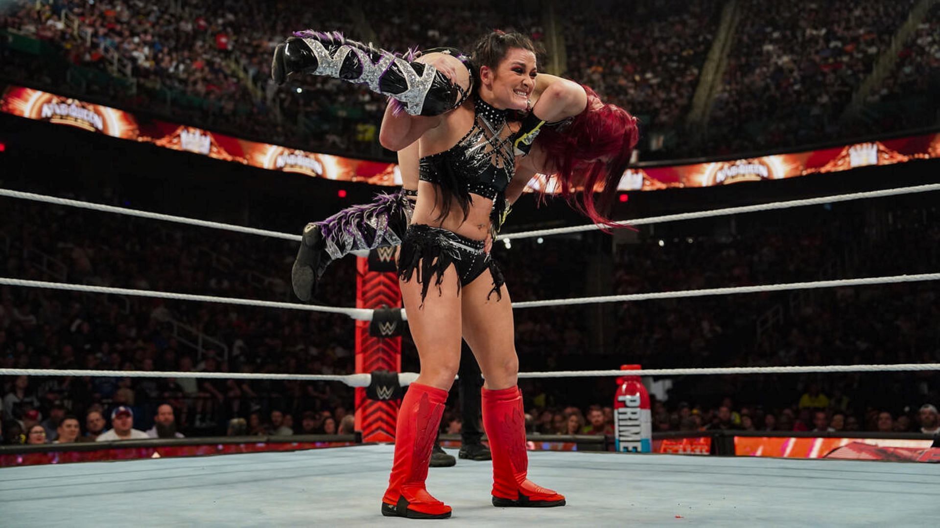 Valkyria beat a former Champion in the Queen of the Ring tournament.