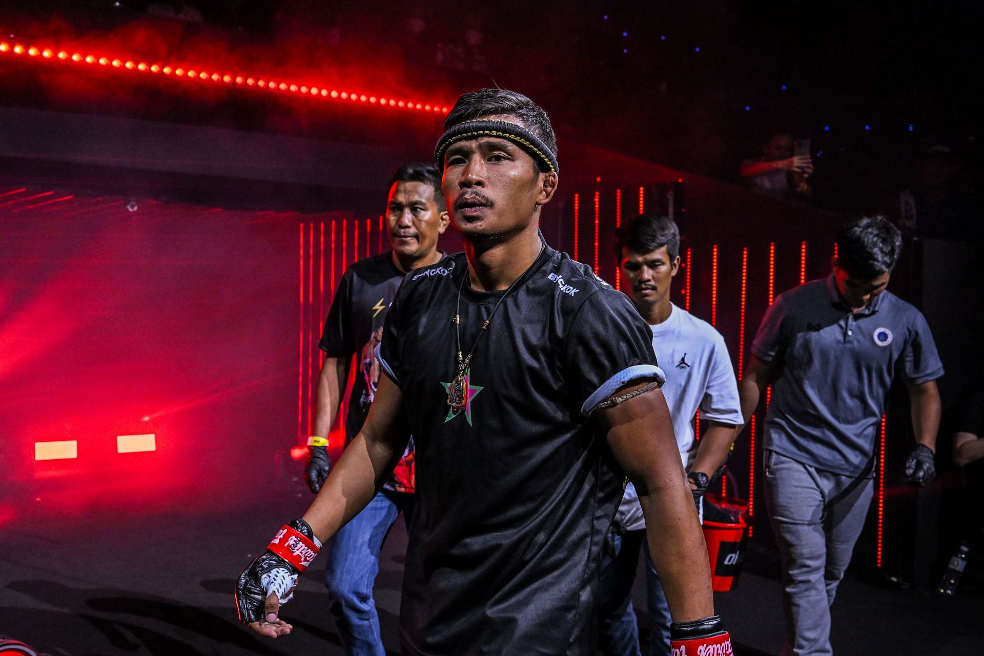 Superlek heads to the ring against Kongthoranee at ONE Friday Fights 68.