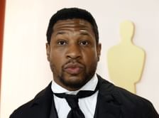 “I felt sadness, hurt, surprise” — Jonathan Majors tearfully reflects on legal battle while accepting Hollywood Unlocked’s Perseverance Award