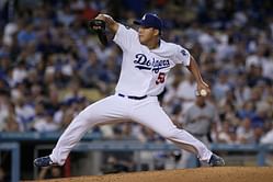PHOTO: Ex-Dodger reliever Hong-Chih Kuo throws first pitch back at former stomping ground