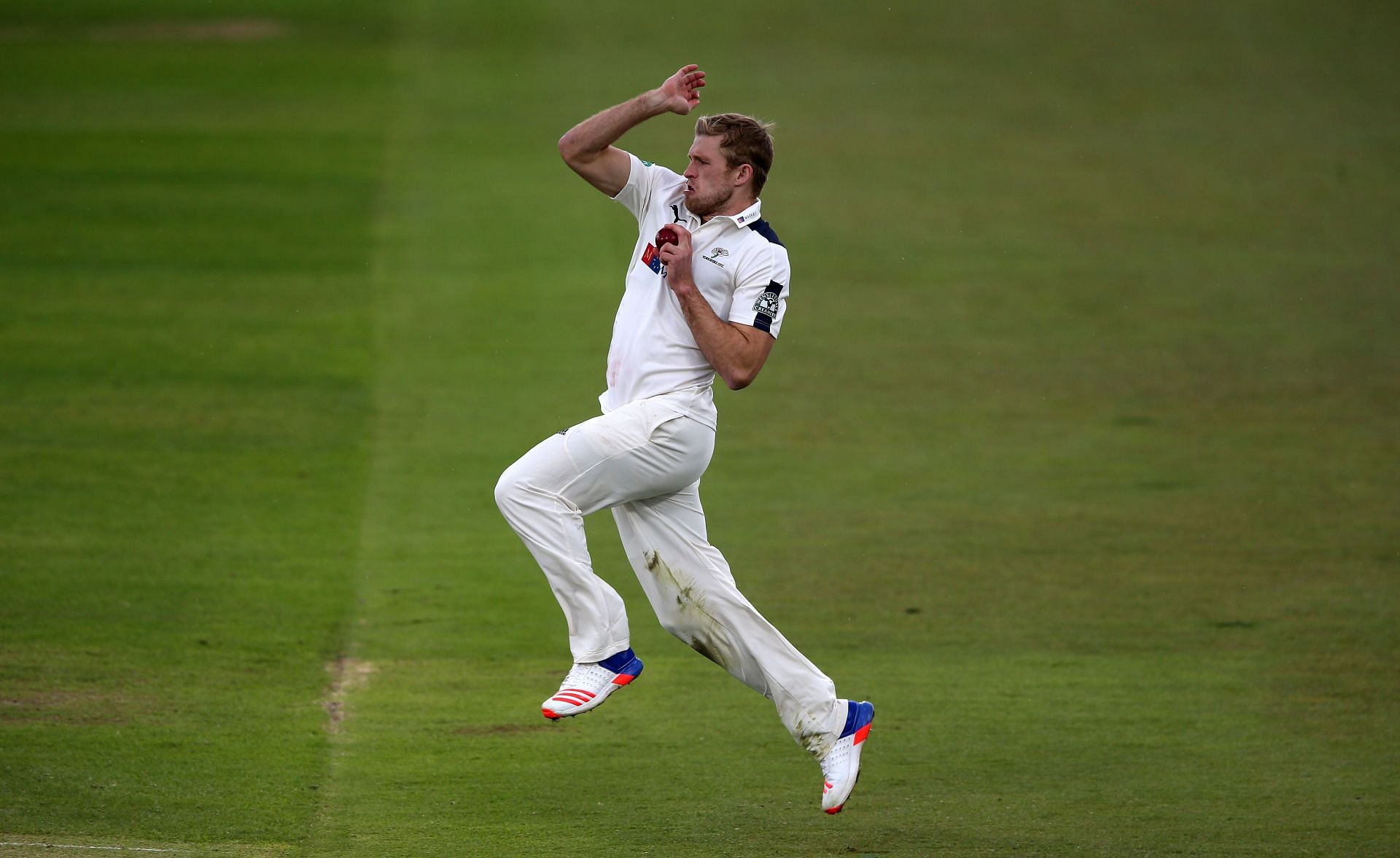 Nottinghamshire v Yorkshire - Specsavers County Championship: Division One