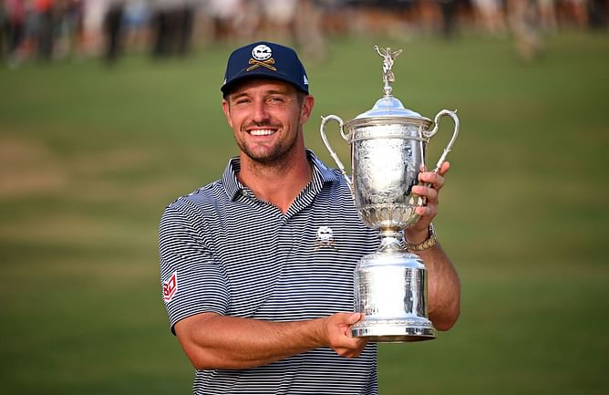 WATCH: Bryson DeChambeau casually strolls around Nashville carrying the US Open trophy