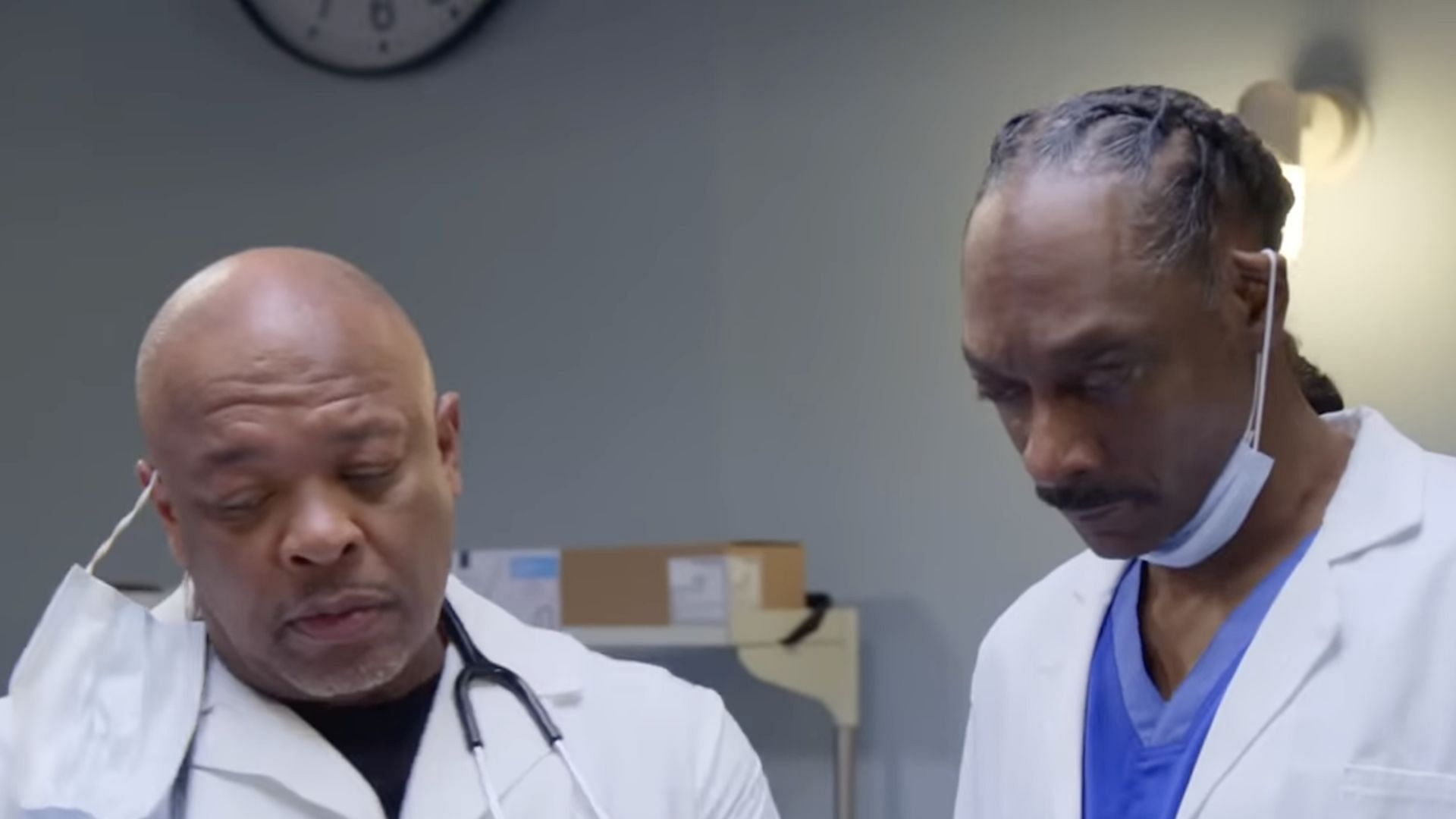 Snoop Dogg and Dr. Dre in the promotional video for their interview with Jimmy Kimmel titled 