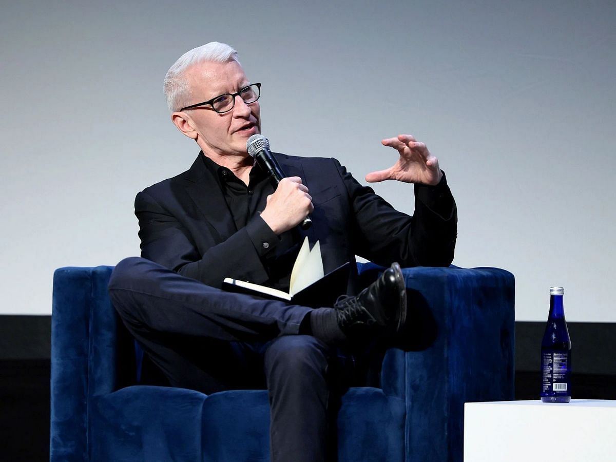 Anderson Cooper, host of The Mole 2001 (Image via Getty Images)